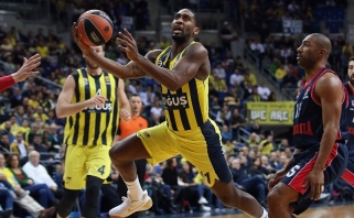 "Fenerbahče" finalo serijoje užtikrintai žingsniuoja Turkijos titulo link